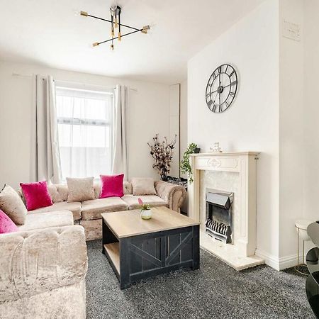 2 Min Walk Etihad Stadium & Coop Arena - 3Br, Free Parking Manchester Exterior photo