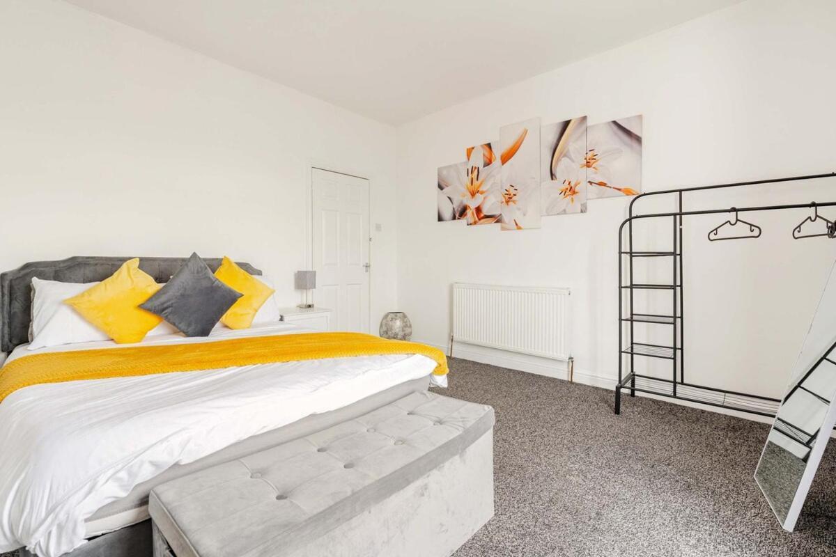 2 Min Walk Etihad Stadium & Coop Arena - 3Br, Free Parking Manchester Exterior photo