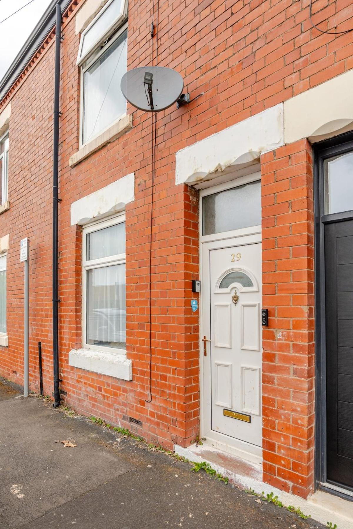 2 Min Walk Etihad Stadium & Coop Arena - 3Br, Free Parking Manchester Exterior photo